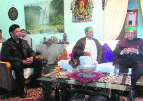 Speaker Brij Bihari Lal Butail visits senior-most legislator Mansa Ram after his discharge from the IGMC, at his residence in Shimla
