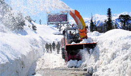 Efforts being made to open the 13,050-ft-high Rohtang Pass, the gateway to Lahaul- Spiti district.