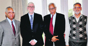Governor NN Vohra with visiting professors from London at Raj Bhawan