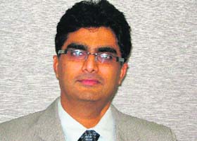  Dinanath Dubhashi, CEO, L&T Finance Ltd