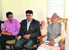 Prof Mahavir Aggarwal, Vice Chancellor, Uttarakhand Sanskrit University, and Registrar Mohan Chandra Balodi in Haridwar on Monday.