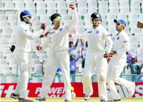 All rounder Ravindra Jadeja scalped three wickets to help India lift the Border-Gavaskar Trophy on Monday