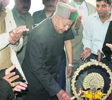 CM Virbhadra Singh inaugurates the cath lab at Fortis Hospital in Kangra on Saturday. 