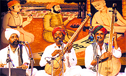 Sawan Khan (middle)