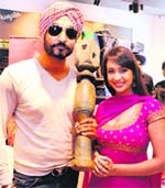 Actors Jassi Jasraj and Preeti Jhangiani promote their film Bikkar Bai Sentimental in Jalandhar on Monday. Photo: Sarabjit Singh