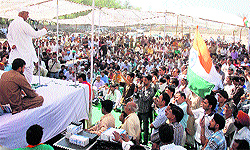 Anna Hazare addresses a gathering at Gandhi Ground in Ambala Cantonment on Thursday
