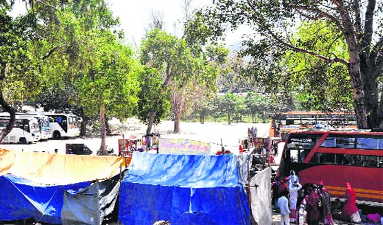 The Green Vista's ground in Haridwar being used for parking purpose. Tribune photo: Rameshwar Gaur