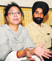 Film actress Seema Biswas addresses the media in Karnal. 