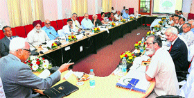 Governor NN Vohra chairs a meeting at the Central University of Jammu on Monday.