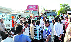 Residents of Prem Vihar Colony block National Highway-1 near Sherpur Chowk