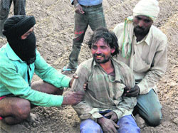 The inconsolable father of the victim