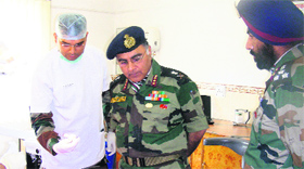DG, Dental Services, on a visit to CMDC, Northern Command.
