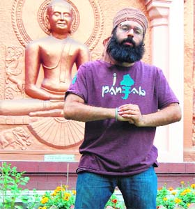 Hip-hop artiste Mandeep Sethi