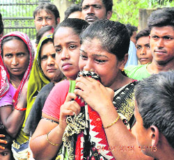 Investors complain and protest against losing their money invested in Saradha. 