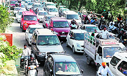 Traffic jam at Bhandari Bridge in Amritsar on Sunday