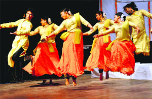 Artistes from Kolkata present a kathak dance item on World Dance Day at the Punjab Kala Bhawan in Sector 16, Chandigarh, on Monday. 