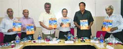 Ashok Thakur, Secretary, Department of Higher Education, and Vice-Chancellor Furqan Qamar at the CUHP in Shahpur on Monday. Photo: Ashok Raina