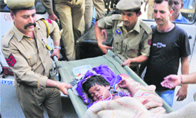 A 4-year-old girl who was injured in Doda district as earthquake jolted North India on Wednesday.