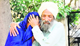 Family members of Rajvir Singh break down after the news of his murder in Kapurthala on Friday.