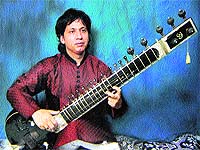 Artiste Manu Seen in Jalandhar