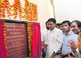 Randeep Singh Surjewala, PWD and Industries Minister, lays the foundation stone of the second block of PWD Rest House in Kaithal on Saturday