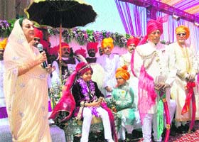 Maharani Padmini Devi addresses a gathering at Sirmaur Palace in Nahan on Wednesday
