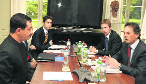 Sports Minister Jitendra Singh, shooter Abhinav Bindra and IOC officials Christophe de Kepper and Jerome Poivey hold discussions in Lausanne on Wednesday. 