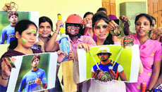 Women cricketers of a Patna college protest against spot-fixing in IPL on Friday.