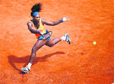 Serena beat Carla Suarez Navarro 6-2 6-0. 