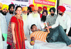 The Sikh Youth Society and NGO Pahal held a blood donation camp at the Shaheed Bhagat Singh Colony in Jalandhar.