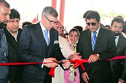 J&K Chief Minister Omar Abdullah inaugurates mini secretariat-cum-DC office Complex at Kulgam in South Kashmir on Tuesday