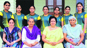 The winning kabbadi team of Hans Raj Mahila Maha Vidyalaya with the college staff in Jalandhar on Thursday. 