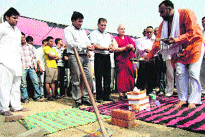 A puja being performed at the site of Asoka Edicts Park at Topra Kalan village in Yamunanagar district. 