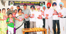 Khattiyan Mitthiyan Yadaan, a book by Tabish Dharamkoti, being released at Punjabi Bhawan in Ludhiana on Sunday. 