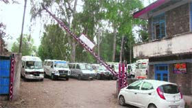 A view of the hospital land that has been converted into an illegal tempo stand in Rajouri