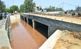 The newly constructed Sidhwan Canal bridge on Ferozepur Road