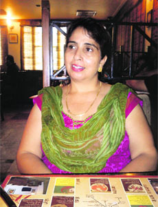 Surinder Neer