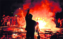 Protestors clash with riot police in Istanbul on Saturday