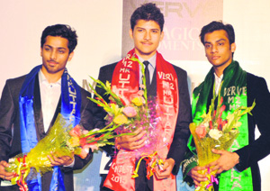 Mr Uttarakhand Kartik Tarani (middle), first runners-up Varun Gandhi (left) and second runners-up Archit Goyal in Dehradun on Sunday night.
