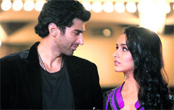 A still from Aashiqui 2