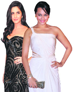 Katrina Kaif (L) & Sonakshi Sinha