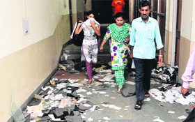 Corridors of various departments of Jammu University are filled with garbage