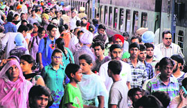 The Jalandhar railway station witnesses an unprecedented rush, with passengers crowding the platforms during the summer vacations.