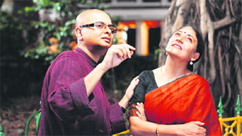 Rituparno Ghosh with Deepti Naval in Memories in March. The film portrayed the pain and struggle of people of alternate sexual orientation