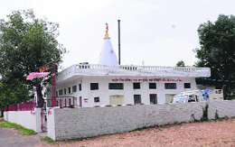 Pracheen Shiv Mandir in Sector 10. Tribune photo: Manoj Mahajan 