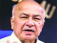 Union Home Minister Sushilkumar Shinde