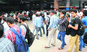 Candidates arrive at the Bathinda railway station for their return journey, after appearing in the Cabinet Secretariat Exam conducted by the Staff Selection Commission (SSC) on Sunday.