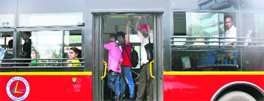 A low-floor non-AC bus of the city bus service in Ludhiana.