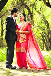 Nirabhjeet and (R) Maninder