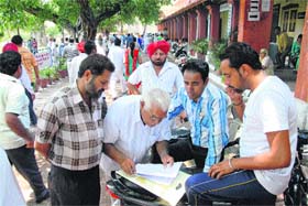 A huge rush to file nominations for the panchayat elections was witnessed at Nehru Garden School in Jalandhar on Thursday